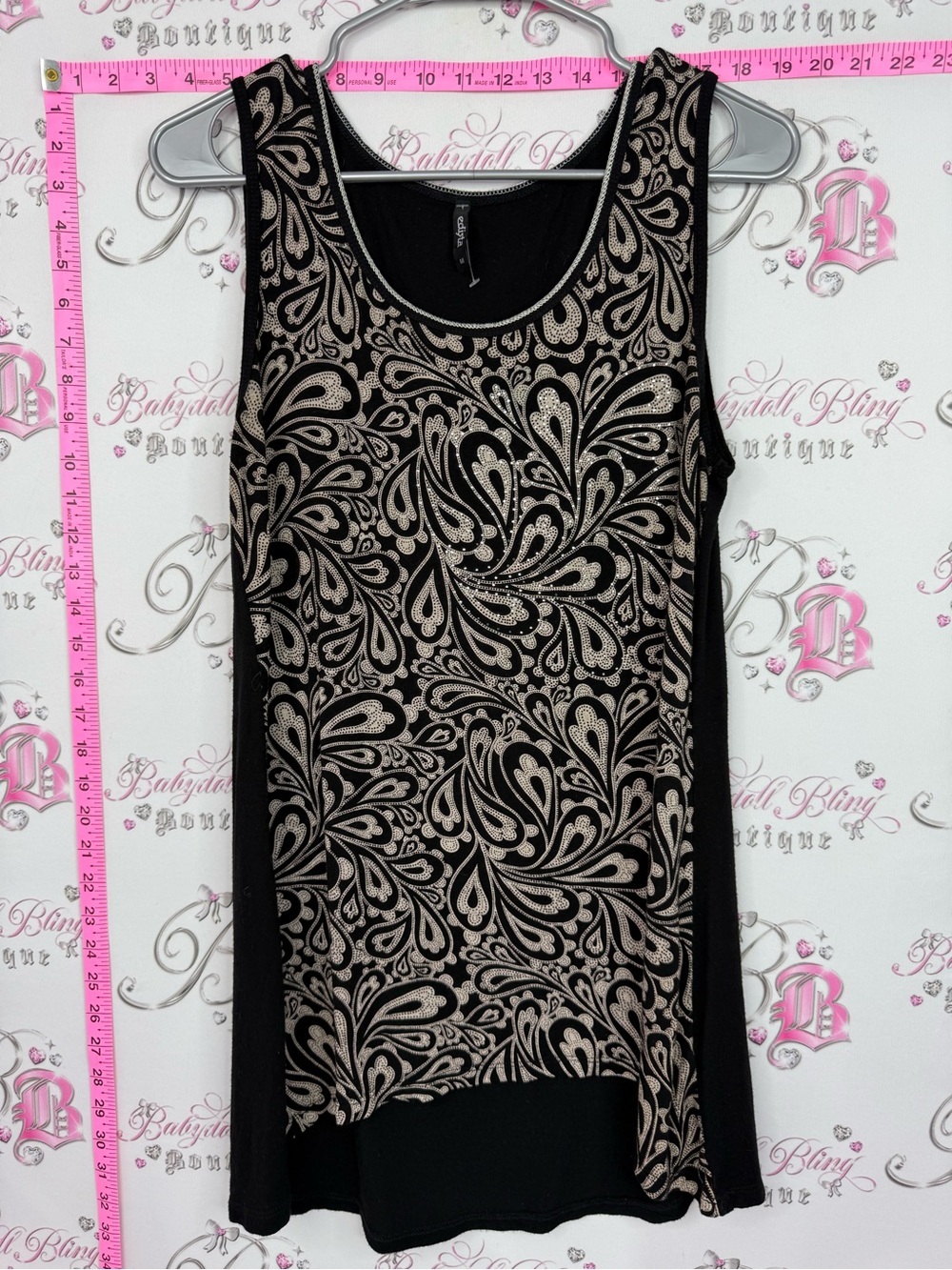 EDISTA tank Sleeveless Black Tank Top with Beige Paisley Print